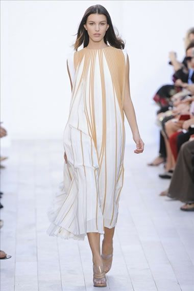 純白誘惑 Chloé 2012春夏女裝秀